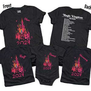 Spersonalizowana rodzinna koszulka wakacyjna Disney 2024 Magic Kingdom Ride Checklist, Tron: Lightcycle Run Inspired, spersonalizowany strój na rodzinne wakacje