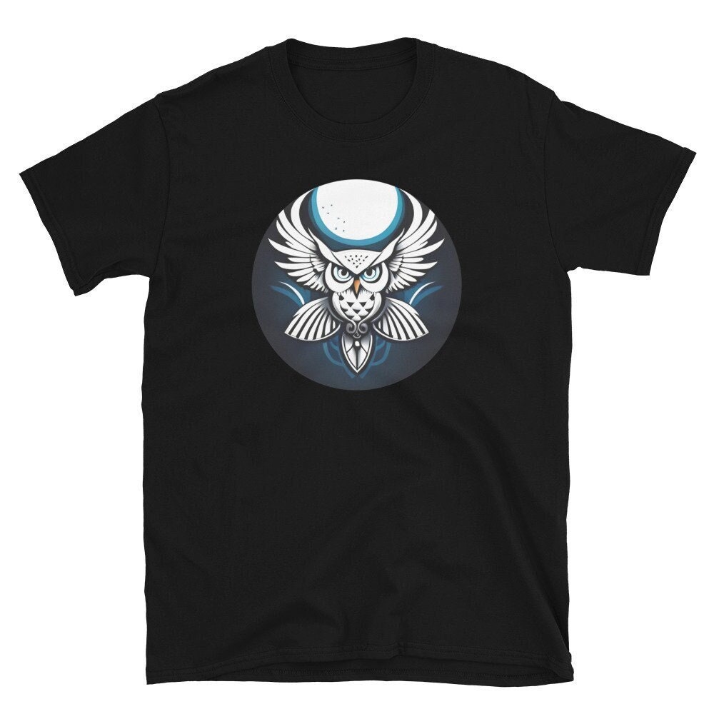 T-Shirt Snowy Owl / Soft Unisex Tshirt for Animal Lovers