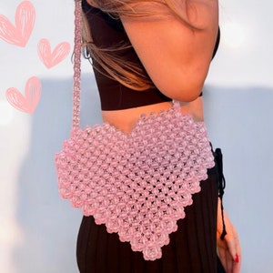Bolso rosa hecho a mano con forma de corazón para mujer, bolso de hombro de lujo con cuentas para la noche, regalo único para el día de San Valentín para ella