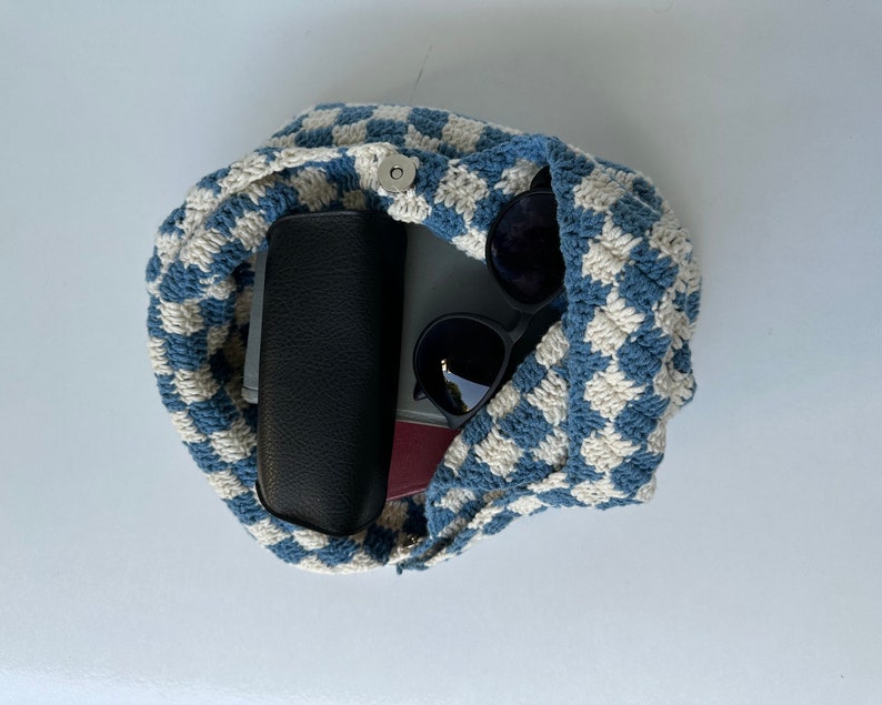 Crochet Checkered Bag, Checkered Tote Bag, Crossbody Knitted Bag, Handmade Crochet Bag, Shoulder Bag, Blue White Checkered, Khaki White Bag