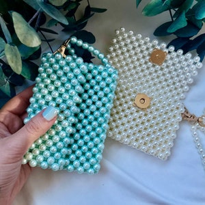 Llavero de pulsera con cuentas de perlas hecho a mano, billetera pequeña, bolsa con cuentas, regalos para damas de honor, despedidas de soltera y San Valentín