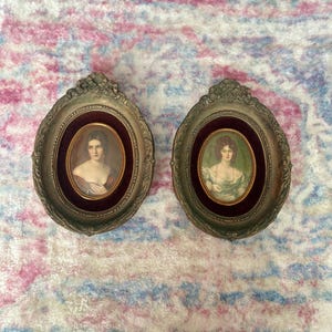 Cameo Creations: Pair of Cameo Wall Hangs