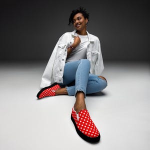 Women’s slip-on canvas shoes
