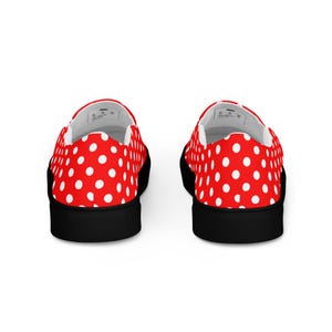 Women’s slip-on canvas shoes