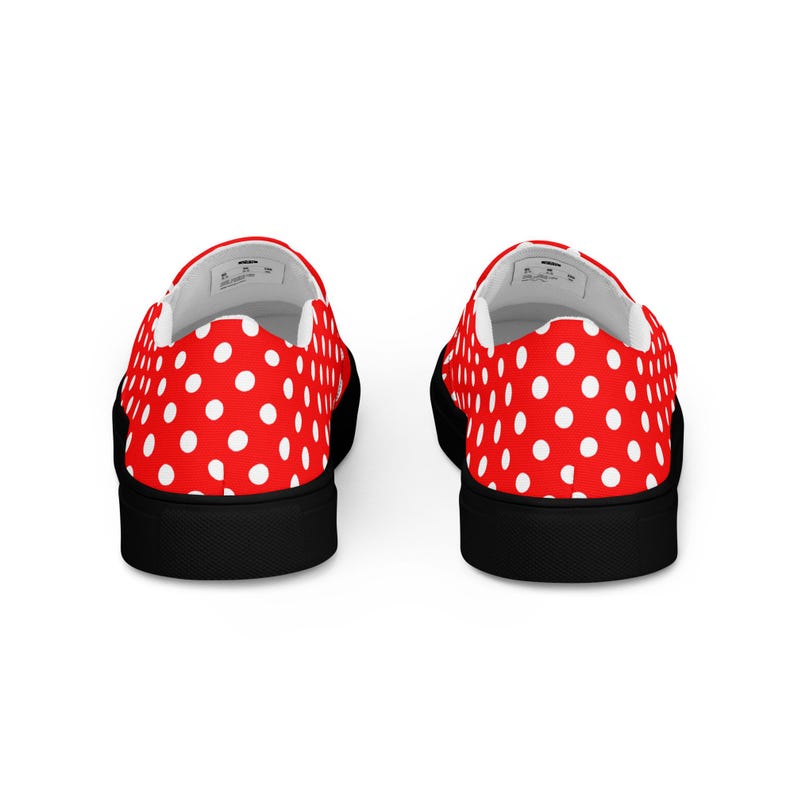Women’s slip-on canvas shoes