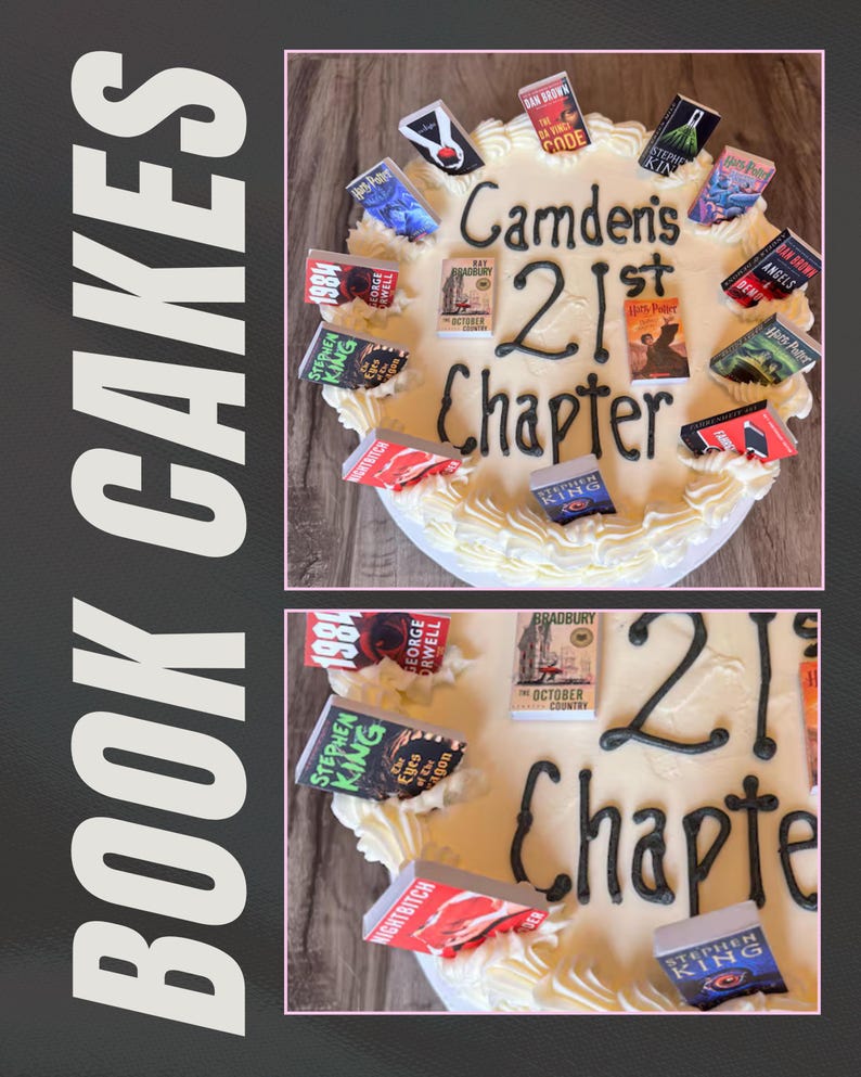 Peut inclure: Un g&acirc;teau &agrave; deux niveaux avec un gla&ccedil;age blanc, d&eacute;cor&eacute; de couvertures de livres miniatures et du texte "Camden's 21st Chapter" en gla&ccedil;age noir. Le g&acirc;teau est orn&eacute; de divers titres de livres, dont "Harry Potter" et "1984". Le texte "BOOK CAKES" est sur le c&ocirc;t&eacute; gauche.