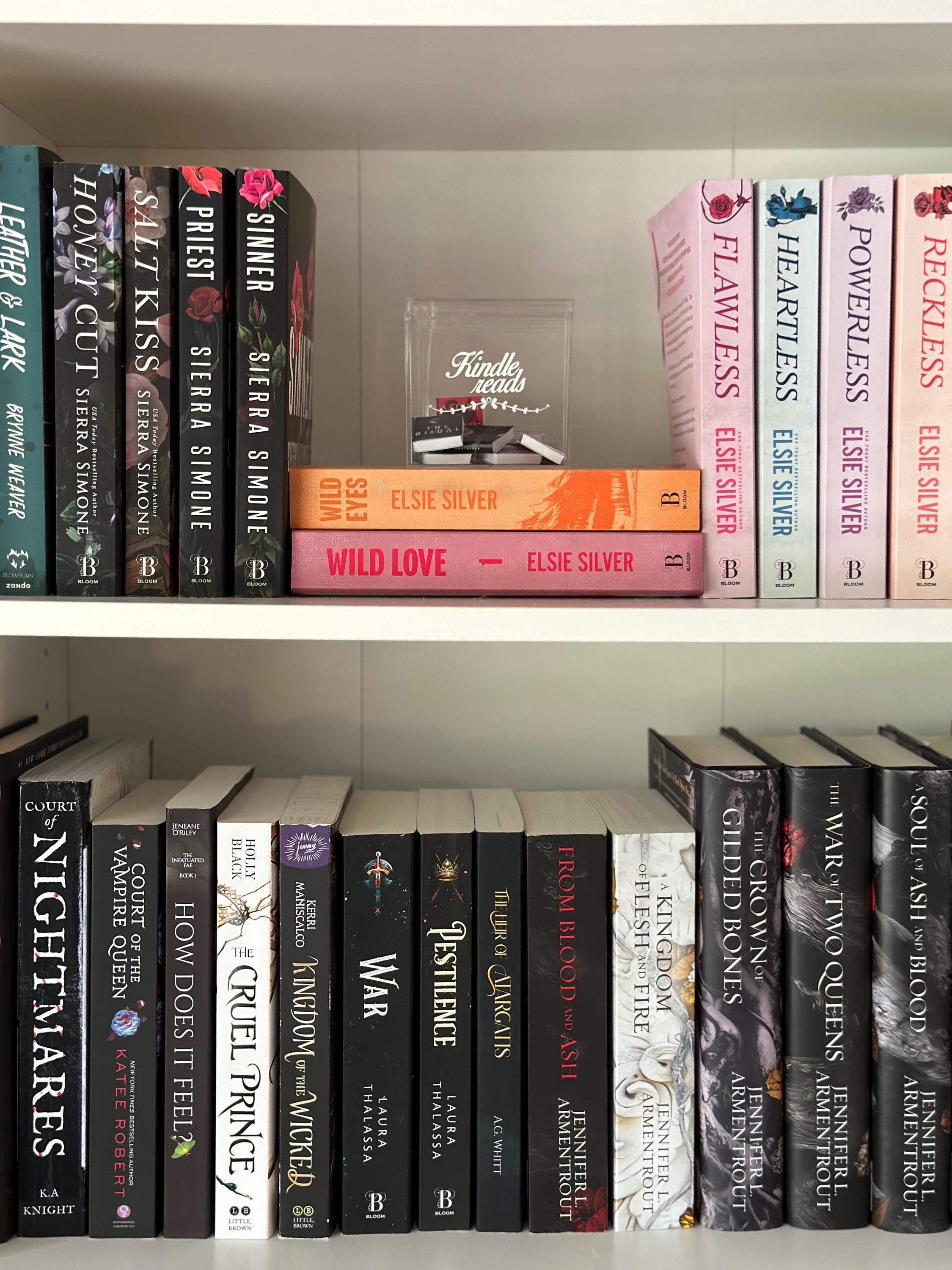 Custom Mini Books, Kindle Reads, Bookshelf Box, Mini Book Jar, Customizable Bookshelf Decor, TBR List, Reading Tracker