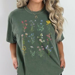 Flower Shirt Boho Wildflowers T-shirt Cottagecore T Shirt Botanical Tee Floral Nature Shirt Garden Lover Gift for Her