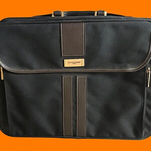 Pierre Balmain Paris – Borsa da lavoro vintage anni '90 | Borsa da lavoro in tela nera e similpelle marrone, grande custodia da viaggio per laptop A4