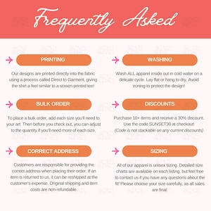K&ouml;nnte beinhalten: Infografik mit dem Titel "Frequently Asked" in Schreibschrift. Sie enth&auml;lt Informationen zu Druck, Waschen, Gro&szlig;bestellungen, Rabatten, korrekten Adressen und Gr&ouml;&szlig;enangaben f&uuml;r Kleidung. Der Text ist wei&szlig; auf pfirsichfarbenem Hintergrund.