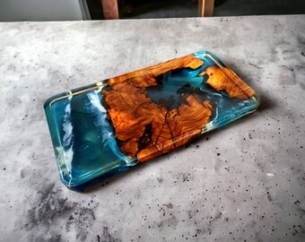 OCEAN SERENITY / Ocean Serving Tray / Olive Wood and Epoxy resin serving Board / Charcuterie Board / Sea Wave Resin Tray