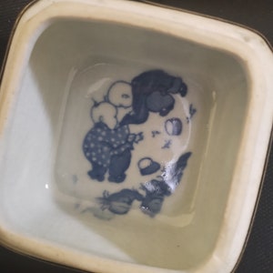 Chinese old jewelry box or box image 1