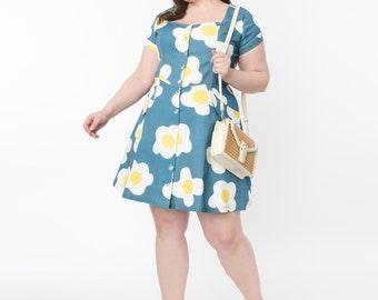 Unique Vintage Plus Size 1970s Blue Denim & Egg Flower Print Flare Dress