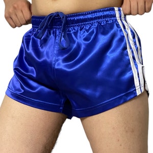 Sporty Chic: Shiny Nylon Activewear Shorts Sprinter, Satin & Retro Styles Bild 1