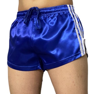 Sporty Chic: Shiny Nylon Activewear Shorts Sprinter, Satin & Retro Styles Bild 3