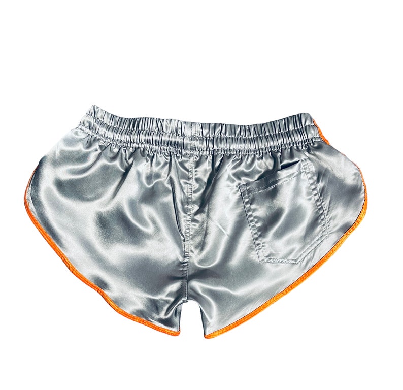 Runway to Retro: Sporty Sprint-Inspired Silver Nylon Satin High Cut Shorts Bild 2