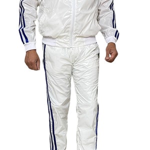 Vêtements de sport éblouissants: libérez votre brillance avec la combinaison de jogging ultime en nylon PU transparent en blanc/bleu image 3