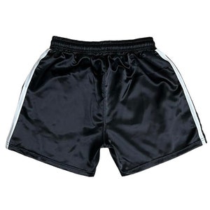 Sprint Back in Time: Embrace Sporty Elegance with Nylon Satin Retro Shorts zdjęcie 4