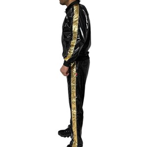 Shine in Style: The Ultimate PU Nylon Sport Jogging Suit Black Gold Bild 5