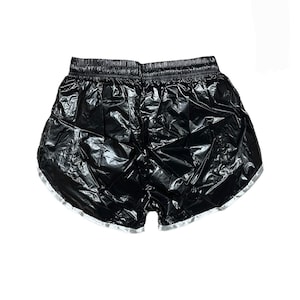 Black Sprinter Shorts: Black PU Nylon Sport Short Bild 2