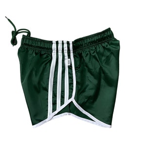 Green Sleek Nylon Satin Retro Shorts: Channeling Elegance and Sporty Athleticism Bild 3