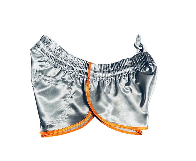 Runway to Retro: Sporty Sprint-Inspired Silver Nylon Satin High Cut Shorts zdjęcie 3