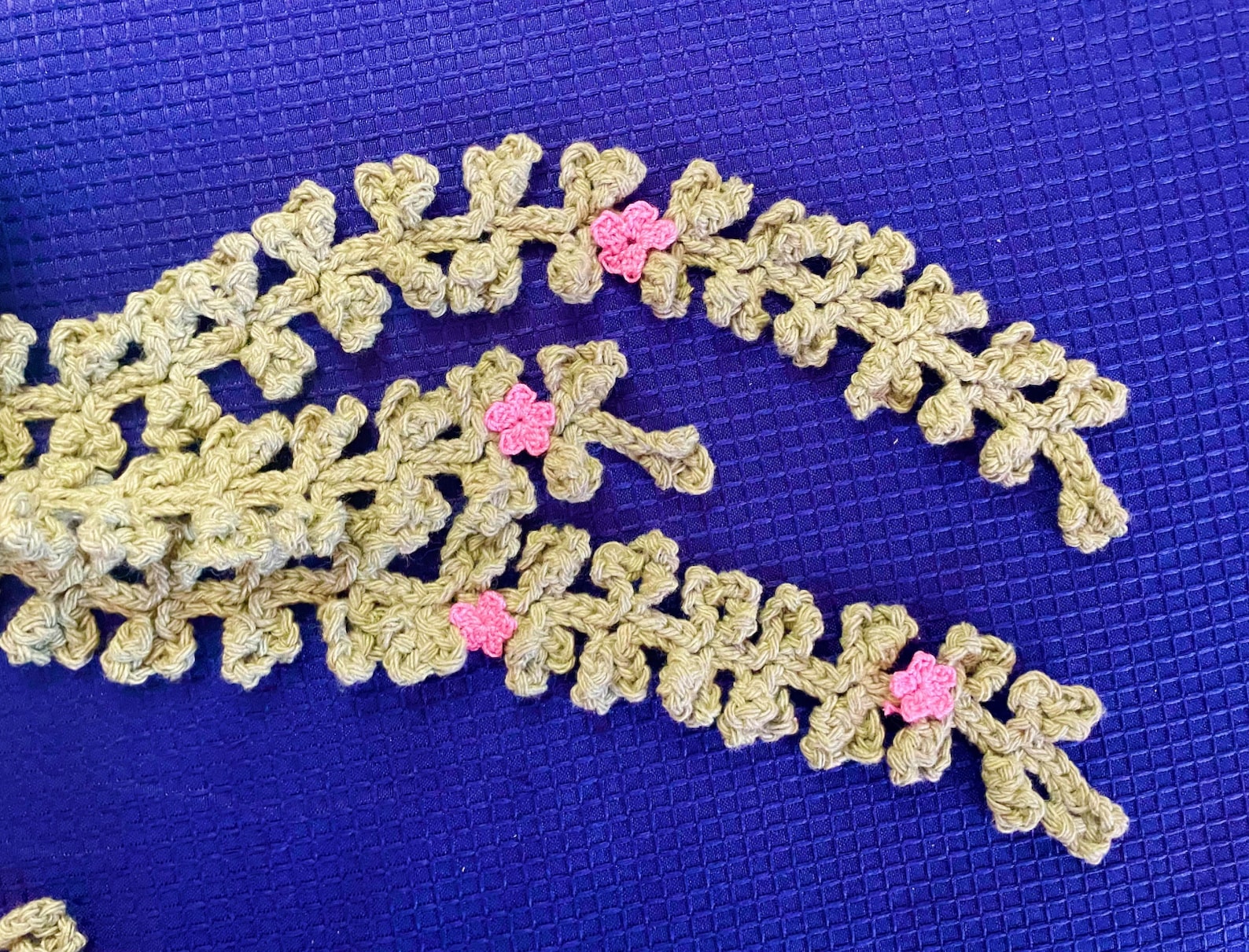 Crochet Vines With Small Flowers Pattern Etsy