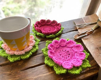 かぎ針編みの咲く花のコースターのパターン - Etsy 日本