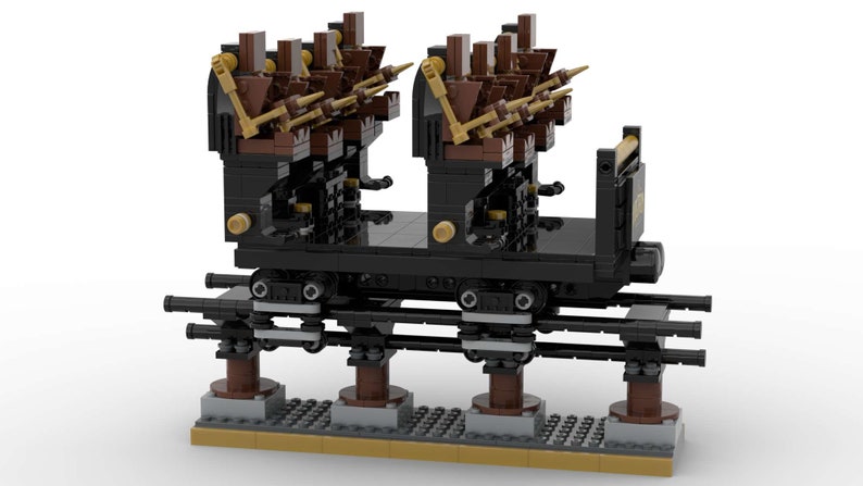 K&ouml;nnte beinhalten: Ein schwarzes und braunes Lego-Achterbahnmodell mit detaillierten Sitzen und St&uuml;tzstrukturen. Das Modell verf&uuml;gt &uuml;ber ein Schienensystem und ist aus verschiedenen Lego-Steinen gebaut, was eine Miniatur-Vergn&uuml;gungspark-Fahrt darstellt.