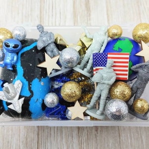 Mini Space Play Dough Kit, Space Sensory Box, Outer Space Play Kit, Busy Box, Space Pretend Play, Outer Space Toy, Boy Birthday Gift