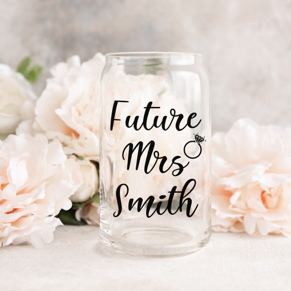 Personalized Bride Glass Cup Future Mrs Bride Glasses Bride Glass Tumbler Bridal Shower Gift Ice Coffee Glasses Bamboo Lid and Straw Wedding