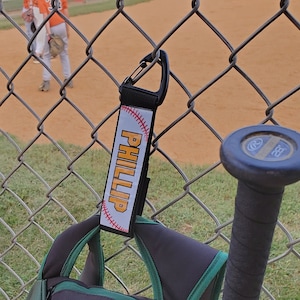 Personalisierter Dugout Organizer und Taschenanhänger, Hochleistungs-Dugout Zaunhaken für die Baseballmannschaft, kundenspezifischer Gepäckgurt mit praktischer Schnalle