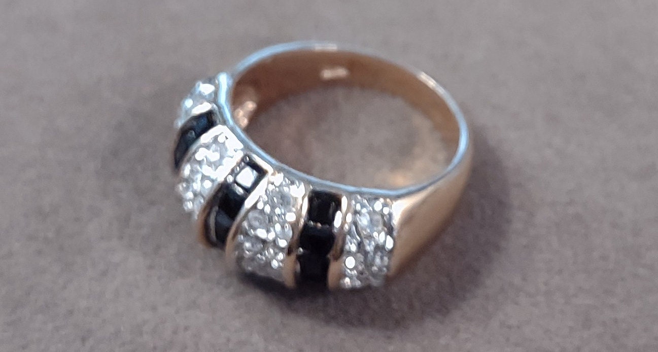 Vintage 90s Gold-toned Black & White Striped Dome Ring 6 - Etsy