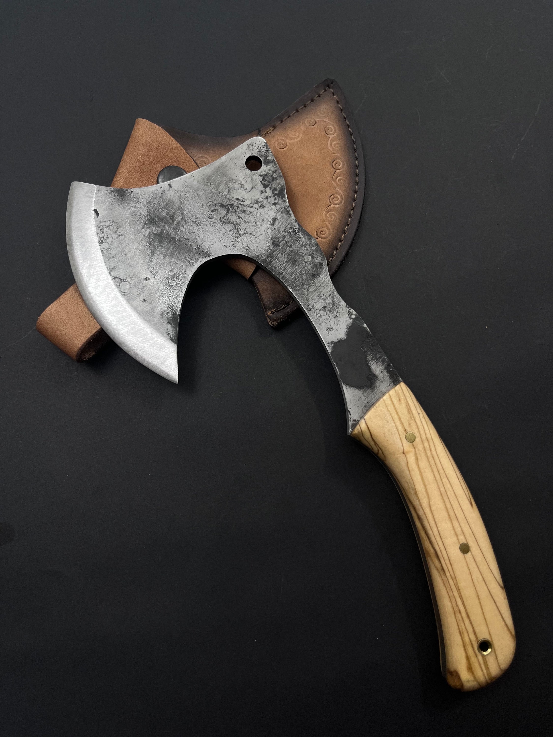 Walnut Wood Handle Hand Forged Carbon Steel Viking Axe: Tactical