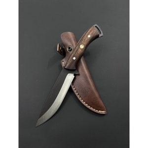 Handmade Bushcraft Hunting Knife: 4116 Stainless Steel, Walnut Grip