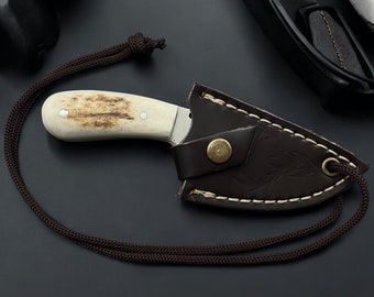 Handgemachte Halskette Messer und Scheide Anhänger Messer Jagd Geschenke für Frauen Survival Kit Trauzeugen Vorschlag Camping Outdoor Messer für Männer Geschenk