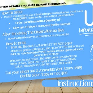 Puede incluir: Una hoja de instrucciones azul claro con texto blanco que detalla c&oacute;mo pedir, imprimir y ensamblar etiquetas. La hoja incluye el texto "&iexcl;IMPORTANTE!" y el logotipo de Avamina Creations.