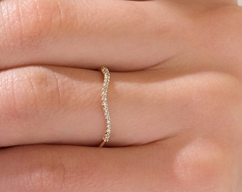 V Shape Chevron Wedding Ring 14K Solid Gold Diamond Band, Wave Engagement Ring Diamond Curved Ring, Dainty Minimal Wishbone Moissanite Ring