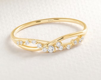 14K Solid Gold Diamond Cluster Ring, Dainty Tiny Moissanite Split Shank Mobius Band Vintage Style Rings for  Women