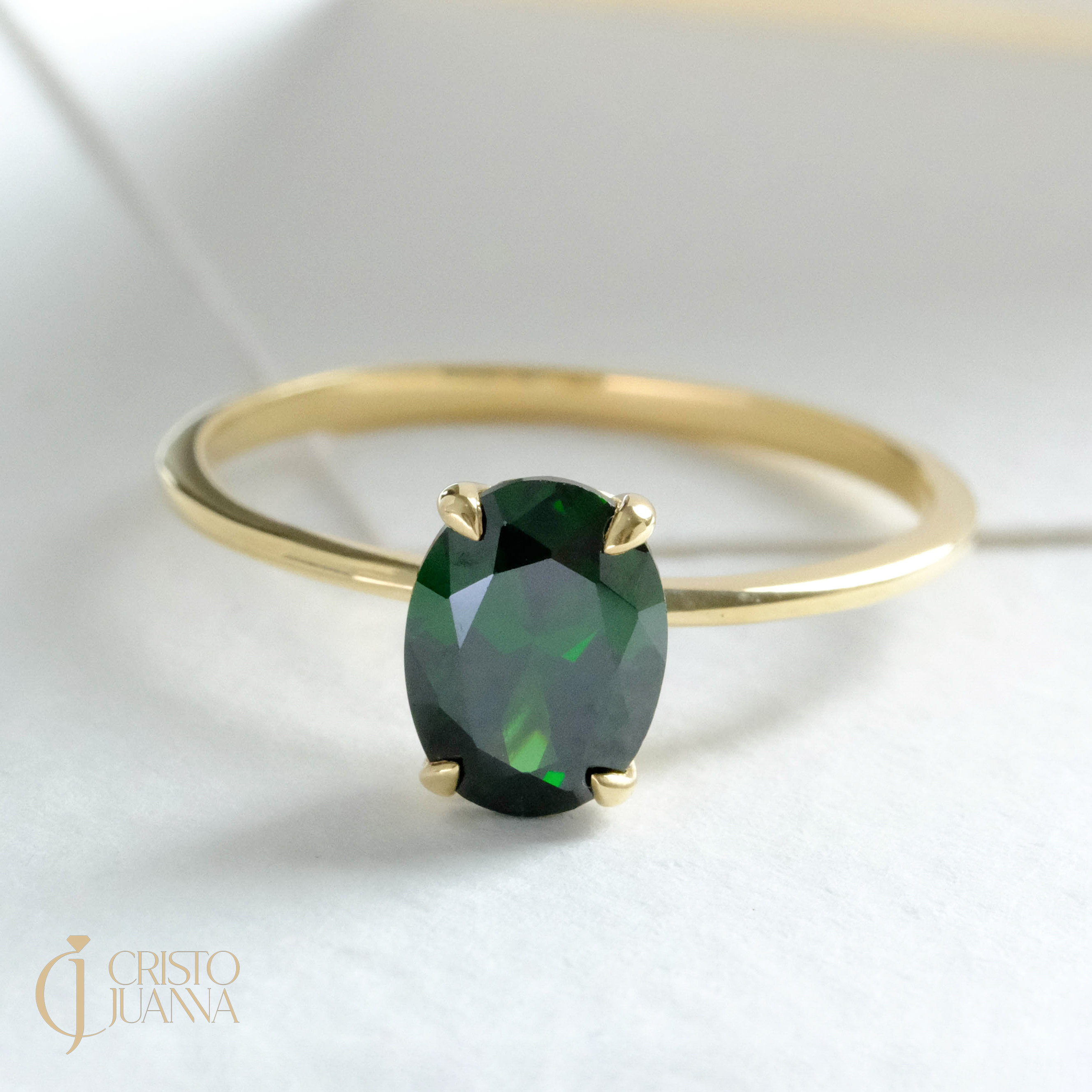 JewelryGift Natural Gold Plated Green Emerald 5.25 Ratti Stone Ring Oval  Shape Faceted Cut for Mens & Women Adjustable in Size 6 To 15 Stone Emerald  Gold Plated Ring Price in India -