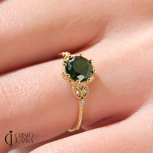 Round Emerald Diamond Engagement Ring, 10K 14K 18K Gold Birthstone Moissanite Ring Her, Personalized Art Deco Green Gemstone Solitaire Ring