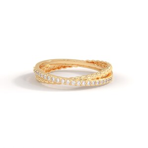 ✨ Criss Cross Diamond Ring | 14K Solid Gold Twisted Rope Band

Modern elegance meets timeless craftsmanship in this stunning Criss Cross Diamond Ring. Designed with a graceful X-shaped (criss-cross) silhouette and a textured twisted rope band, this ring blends minimalism with brilliance—perfect for everyday luxury and meaningful moments.