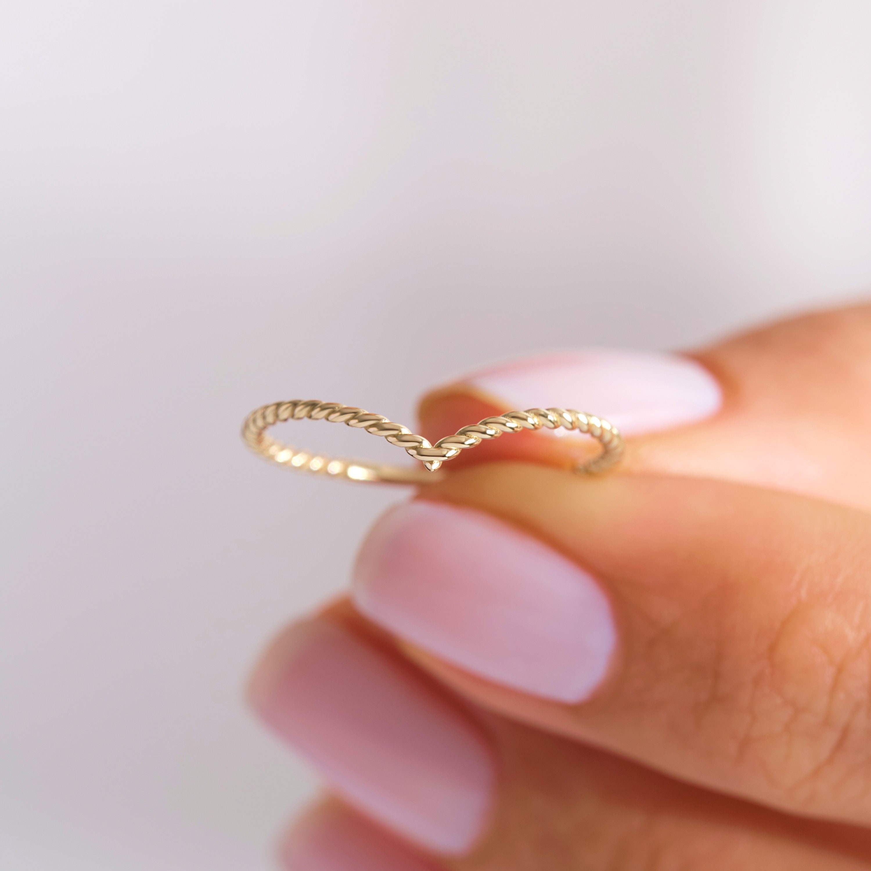 V Shaped Chevron Ring Twisted Rope Band 10K 14K 18K Solid Gold Curved Wedding Ring, Wavy Engagement Ring 1 mm Wishbone Band
