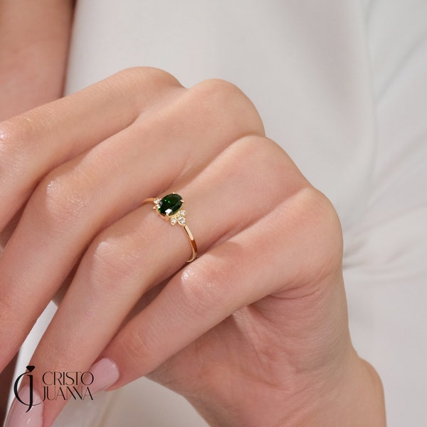 14K Gold Emerald Ring with Moissanite, May Green Birthstone Engagement Ring with Dainty Diamond, 1OK Solid Ring, Unique Wedding Ring Gift