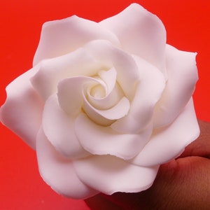 Medium White Roses, White Fondant Roses, Gumpaste Roses for Cake, Sugar Flowers for Wedding Cakes, Fondant Flower Cake Topper