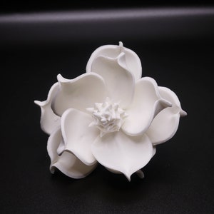 White Fondant Flower / Large Gumpaste Flower / SugarFlower For Wedding / Fondant Cake Topper
