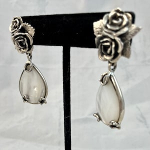 Mother of Pearl Earrings with Roses, 970 Peruvian Silver by La Loca Joyas Perú
