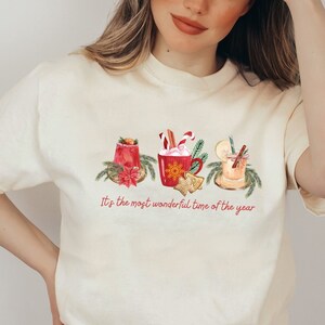 Weinachtliche Weihnachten, Tis the Season Shirt, benutzerdefinierte Weihnachtsdesign, was für eine wunderbare Zeit, frohe Weihnachten, passende Shirts, Geschenk für sie
