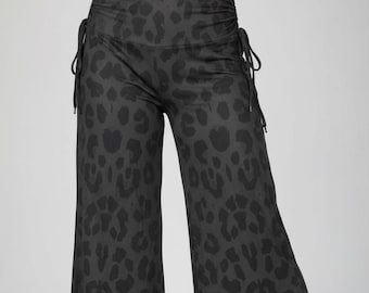 Pantalones Palazzo con estampado de leopardo gris: con pliegues o cintura alta (año 2000)