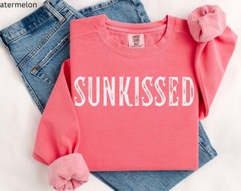 Comfort Colors Sunkissed Sweatshirt: Garment-Dyed Preppy Crewneck